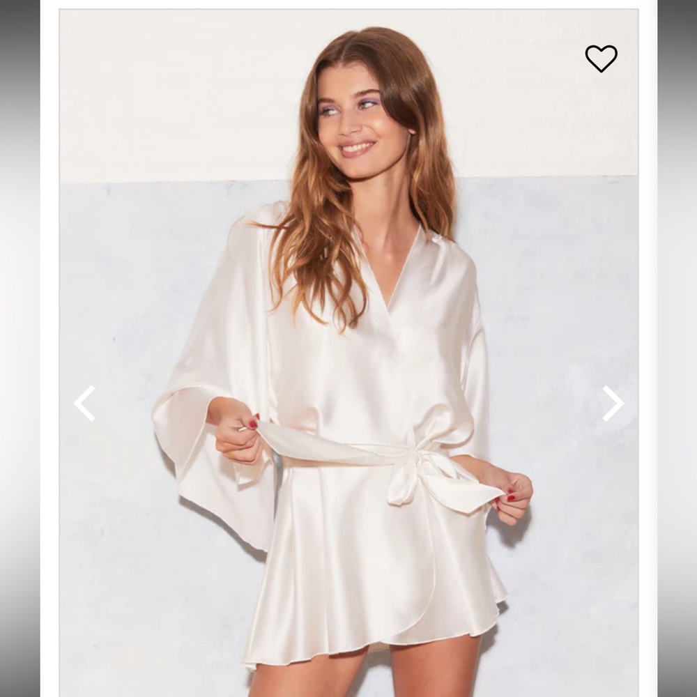 Fleur du Mal Angel Sleeve Robe - White